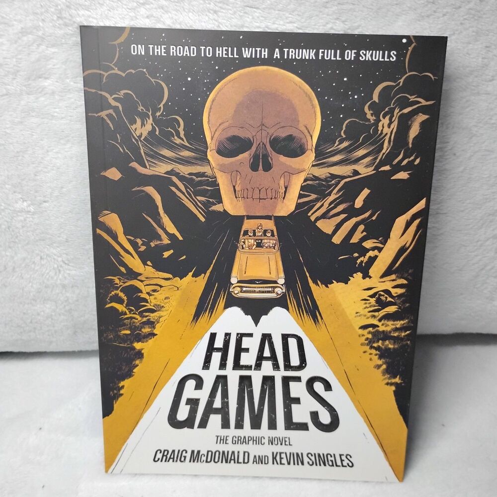 Head Games: The Graphic Novel Craig McDonald Kevin Singles